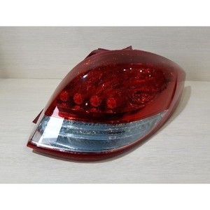 Feu arrière droit d'occasion pour Veloster 2011-2018, référence OEM 924022V110 - Product Image 5