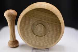 Ensemble mortier et pilon en bois naturel, fait main, écologique et durable, pour herbes, épices, ail, gingembre et assaisonnements - Product Image 5