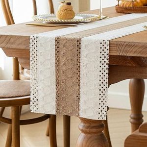 Runner da Tavolo in Macramè e Iuta Stile Boho Chic da 183 cm con Nappe, Decorazione Rustica per la Casa e la Tavola - Product Image 3