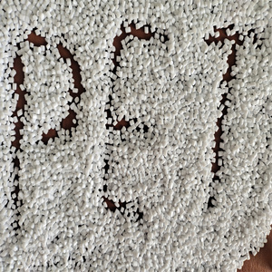 Wankai Jade Pet Resin Cz 302 Price Raw Material Granules 0.80 Iv Bottle for Bottle Making - Product Image 1