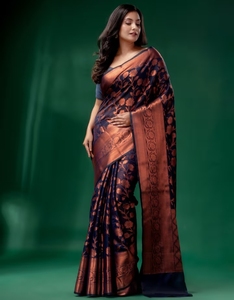 Sari en coton et soie bleu marine KV avec motif tissé et chemisier non cousu - Product Image 3