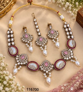 Elegante Juego de Joyería Kundan de Latón Chapado en Oro, Collar y Aretes con Perlas de Imitación, Joyería Nupcial para Regalo de Boda - Product Image 4