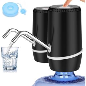 Confezione da 2 Dispenser d'Acqua Elettrici Portatili da 5 Galloni con Ricarica Micro USB, Pompa Universale per Bottiglie d'Acqua da 3-5 Galloni - Product Image 1