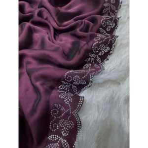 Hermoso Sari con Pedrería para Fiestas y Eventos - Product Image 1