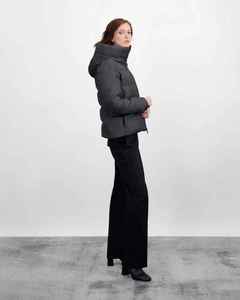 Veste matelassée pour femme, couleur unie, vêtement d'hiver, manches longues, col montant, fermeture éclair, rembourrage en polyester, longueur courte - Product Image 4