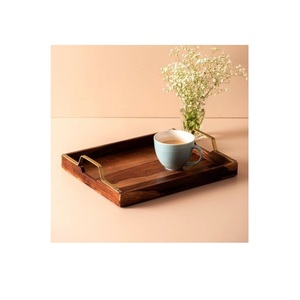 Bandeja de Servir de Madera Natural Hecha a Mano, Bandeja Rústica para Comida con Asas para Café, Té, Comedor y Hogar - Product Image 1