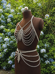 Top de malla de aluminio hecho a mano con falda – Disfraz medieval para cosplay |   Traje de Feria Renacentista |   Ropa para Festivales de Fantasía - Product Image 1