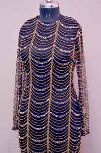 Robe de soirée brodée pour femmes, travail de broderie Zari lourd, tenue de fête, mariage, robe ethnique, provenant d'un fournisseur indien. - Product Image 3