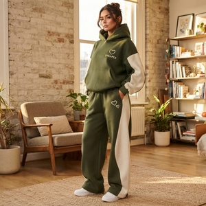 Ensemble de survêtement décontracté pour femme, vert olive et blanc, avec sweat à capuche oversize et pantalon de jogging à jambes larges, tenue deux pièces - Product Image 5
