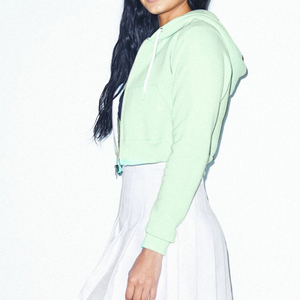 Sweat à capuche court côtelé pour femme, style athleisure, en coton bouclé, fournisseur OEM ODM, vente en gros - Product Image 3