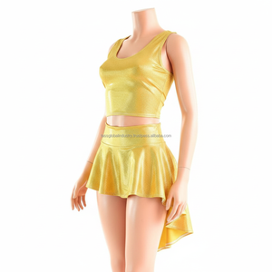 Ensemble de performance 2 pièces pour femme, style majorette, doré métallisé, avec crop top sans manches et jupe asymétrique, personnalisable OEM - Product Image 3