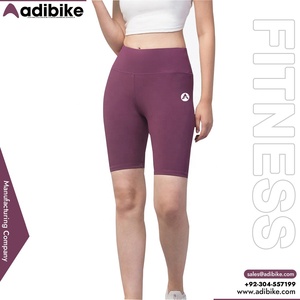 Shorts de sport respirants pour femmes, très demandés, avec poches en mesh et ceinture décorative style coupe-vent - Product Image 4