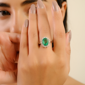 Anillo de Oro Blanco de 14K con Esmeralda y Diamantes Genuinos, el Más Hermoso y Más Vendido, Joyería de Moda con Piedra de Nacimiento de Mayo - Product Image 4