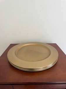Assiette de présentation en laiton doré, idéale pour les mariages, la cuisine et les restaurants, faite à la main, pour la décoration de table à la maison. - Product Image 2