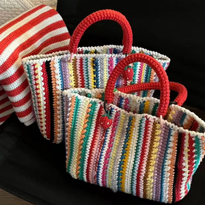 Bolso de Hombro Tejido a Mano con Estampado Animal, Diseño Moderno para Mujer, Resistente, con Cierre de Cremallera y Broche, Hecho en China - Product Image 1