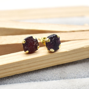 Raw Garnet <b>Stud</b> Earrings Natural Rough Garnet Electroplated <b>Stud</b> Earring January Birthstone Jewelry Handmade Earring Gift Women - Product Image 4