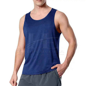 Débardeur homme coupe moderne, idéal pour un style décontracté et urbain, avec tissu doux, coupe confortable et qualité durable. - Product Image 2