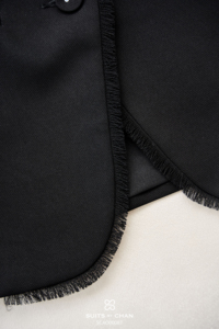 Chaleco Negro sin Mangas para Mujer, Poliéster/Spandex, Cuello con Muescas, Borde Deshilachado, Top Elegante y Entallado LUCIA - Product Image 6
