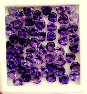 Pierres précieuses d'améthyste naturelle taille cœur facettées 7mm, pierres lâches pour la fabrication de bijoux, améthyste violette calibrée, vente en gros en vrac, Inde - Product Image 5