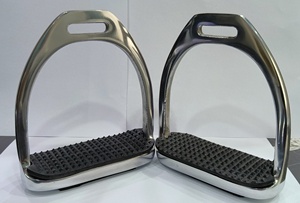 Tùy chỉnh cưỡi stirrups với miếng đệm cao su được làm từ nhôm bền-Nhà sản xuất Ấn Độ sắt stirrup với cao su Pad - Product Image 2