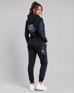 Survêtement pour femmes, tenue athlétique tendance avec un matériau doux et respirant, coupe confortable et style moderne pour l'entraînement et les voyages - Product Image 5