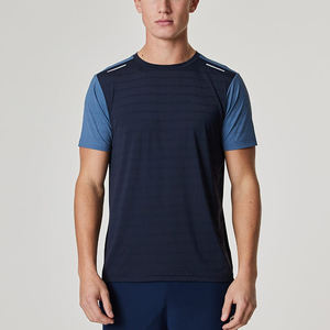 Conjunto de 2 Piezas de Verano 2026 para Hombre, Camiseta Personalizada y Pantalones Cortos con Estampado Reflectante, Manga Corta, Algodón Transpirable - Product Image 1