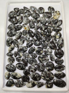 100% qualité naturelle naturel Indigo Gabbro pierre de palmier en gros Merlinite guérison pierre de palmier pour guérir la méditation de mise à la terre - Product Image 2