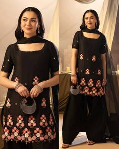 ชุดเสื้อผ้าดีไซน์ใหม่สำหรับงานเลี้ยงกลางวันและชุดฟาร์ซีซาลวาร์ ผ้าคลุมไหล่แฟนซีพร้อมงานปัก - Product Image 3