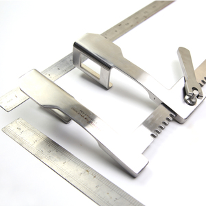 Écarteur thoracique pédiatrique Finochetto à lame courbée, bras ergonomiques, rétracteur thoracique ZETOMEDPRO - Product Image 6