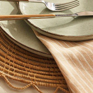 Creative Flower Rattan <b>Placemat</b> <b>Round</b> Woven Tablemat Hollow Petal Coaster Rustic Charger Plates For Fine Dining Restaurant Decor - Product Image 3