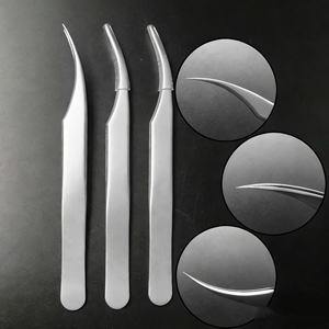 Pince à épiler RMI en acier inoxydable argent mat, lot de 4 embouts différents, pointe lisse, avec pince à épiler individuelle, pochette en cuir marron - Product Image 3