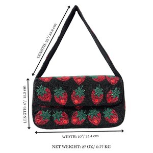 Sac à bandoulière noir à perles motif fraise, Sac à main à sequins fait main motif fruit, Sac de déclaration rouge, Sac à main tendance à perles, Sac inspiré de Staud - Product Image 3