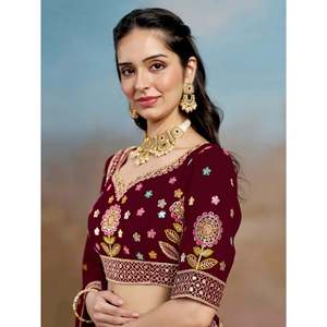 Espectacular Lehenga Choli de Georgette con Lentejuelas Color Granate, Corte en A, con Volantes, para Recepción - Product Image 5