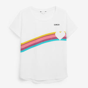 T-shirt court streetwear moderne pour femme, coupe stylée 2026 avec personnalisation de logo pour commandes en gros / Coupe tendance et confortable - Product Image 4