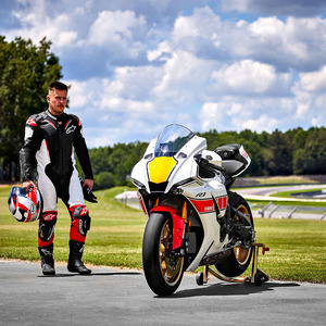 Yamaha YZF-R1 2022 - Product Image 2