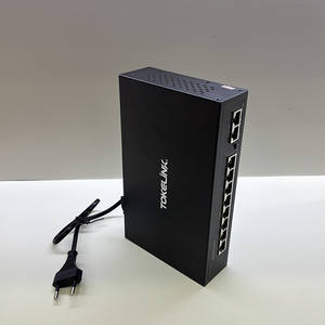 Commutateur PoE Mega TOKELINK pour montage mural de bureau, 8 ports PoE 10/100 Mbps + 2 ports Uplink 10/100 Mbps pour la surveillance routière - Product Image 3