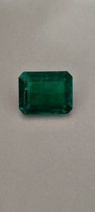 Piedras preciosas sueltas de esmeralda verde pulida con corte octogonal de diseñador para la fabricación de joyería de lujo, anillos, pendientes, colgantes, etc. - Product Image 1