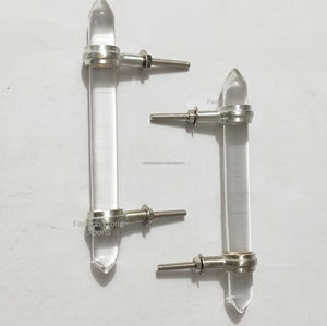 Poignées de barre en bois de chêne rustique et laiton antique Poignées de tiroir cylindriques artisanales et poignées d'armoire et décor vintage - Product Image 5