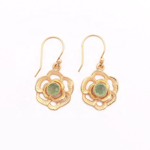 Pendientes hechos a mano de Calcedonia chapados en oro, pendientes de gota de moda con gancho colgante de piedras preciosas redondas cortadas a cuadros rosas - Product Image 4