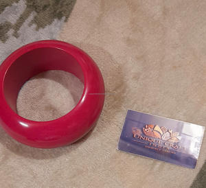 Regalos de Navidad Únicos 2025, Brazaletes Geométricos Modernos con Patrón Circular, Artesanía de Resina Colorida Pulida Hecha a Mano en India - Product Image 1