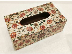 กล่องใส่กระดาษเช็ดปากลายดอกไม้สไตล์อเมริกัน HANDICRAFT HUB ทำจาก MDF/เคลือบอีนาเมล เป็นมิตรกับสิ่งแวดล้อม ดีไซน์หน้าต่างแบบมีช่อง สำหรับงานแต่งงาน - Product Image 4