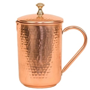 เหยือกโลหะแบบคลาสสิกพร้อมฝาปิดสำหรับน้ำดื่มและเป็นของขวัญที่มีด้ามจับโลหะเหมาะสำหรับเป็นหม้อชาและกาต้มน้ำในบ้าน - Product Image 1