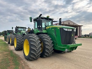 รถแทรกเตอร์ล้อ 4 ล้อ รุ่น 2022 9R 590 สำหรับงานหนัก พร้อมส่งออกระดับพรีเมียม - Product Image 3