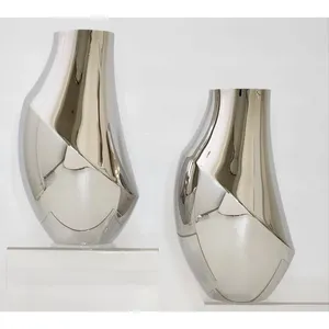 Grand vase à fleurs en métal moderne pour les festivals en plein air, avec des compositions florales éclatantes pour les rassemblements d'automne, durable - Product Image 6
