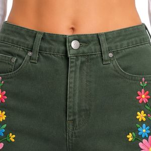 Shorts de Mezclilla de Cintura Alta para Mujer, Color Verde Bosque, con Bordado Floral Colorido, Shorts Casuales de Verano, Elásticos, Personalizados OEM ODM - Product Image 5