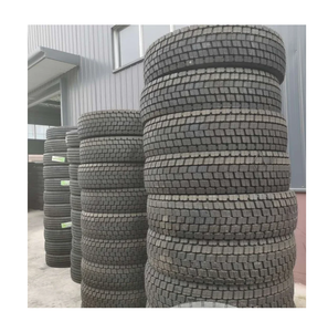 Nouveau pneu solide 315/80R22.5 pour camion commercial - Marque personnalisée pour utilisation sur autoroute et transport régional - Product Image 2