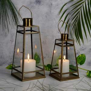 Farol Decorativo de Latón Hecho a Mano con Portavelas de Metal Resistente para Mesas de Comedor, Salas de Estar y Fiestas de Boda - Product Image 3