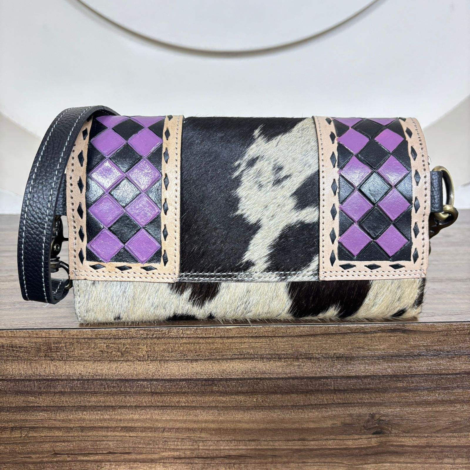 Violet et noir à carreaux