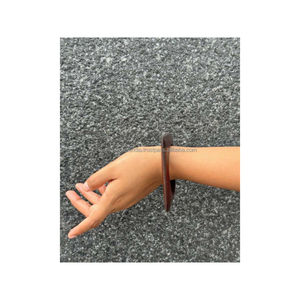 Brazaletes de resina minimalistas tamaño estándar hechos a mano | Pulseras de acabado natural para mujeres moda diaria estilo étnico regalo - Product Image 6