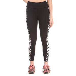 Leggings de sport pour femmes personnalisés, séchage rapide, vêtements de sport pour la course à pied et les activités d'entraînement - Product Image 1